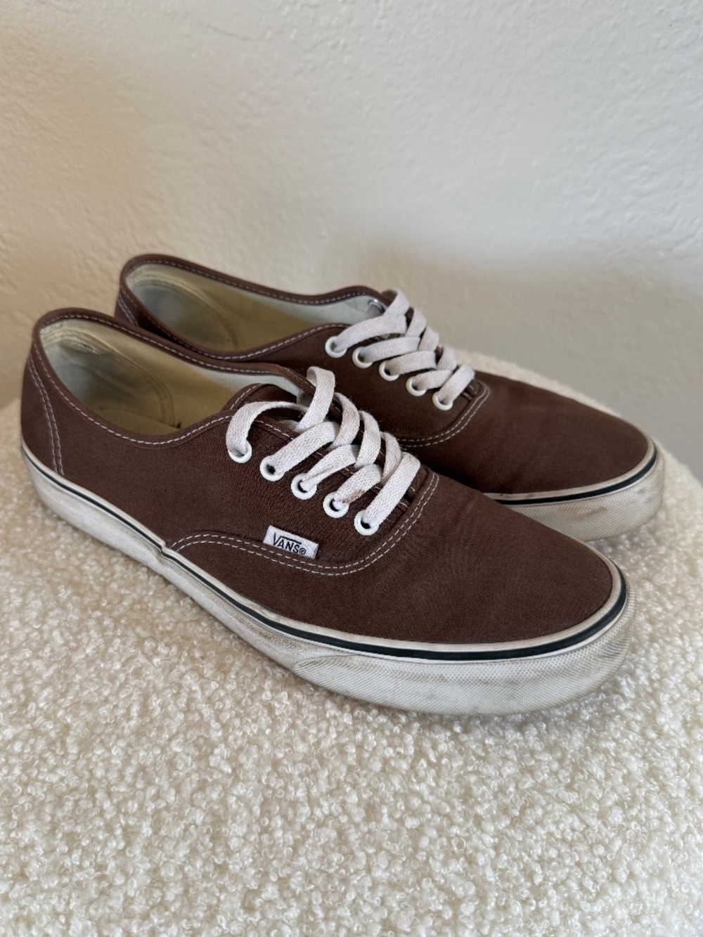 VANS 🏁 Authentic Canvas Sneaker 🐻 Dark Brown Men's Size 10.5